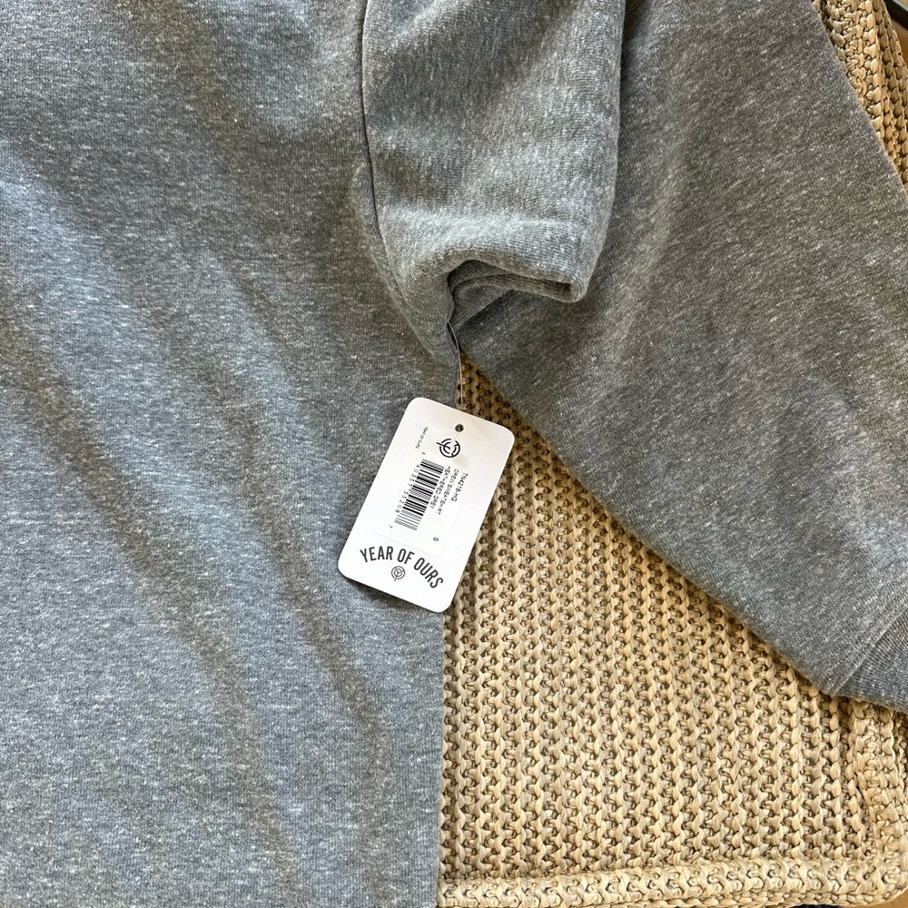 Year of Ours Heathered Gray Pullover Tee - Picture 2 of 4
